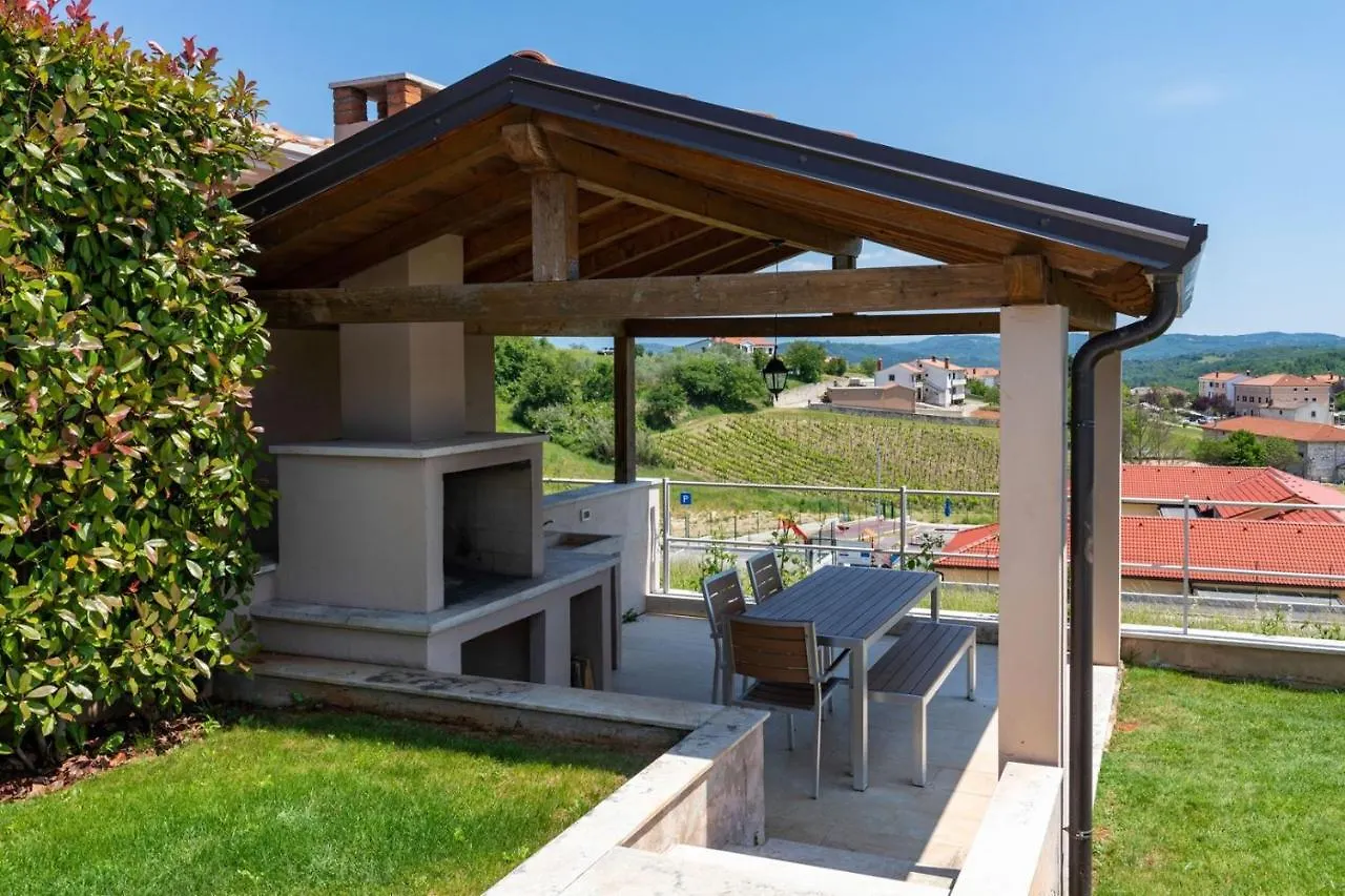 Villa Vor Ort Vizinada 0*,