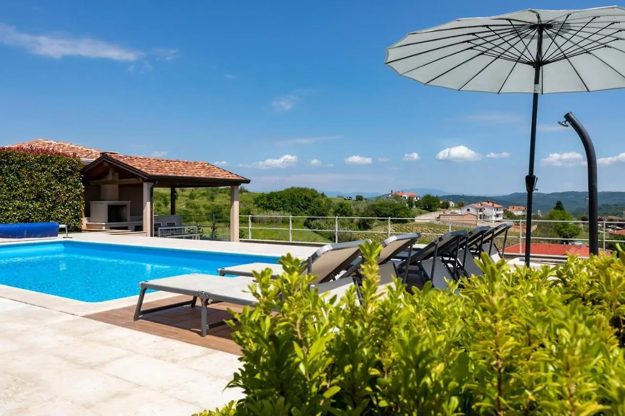 Villa Vor Ort Vizinada