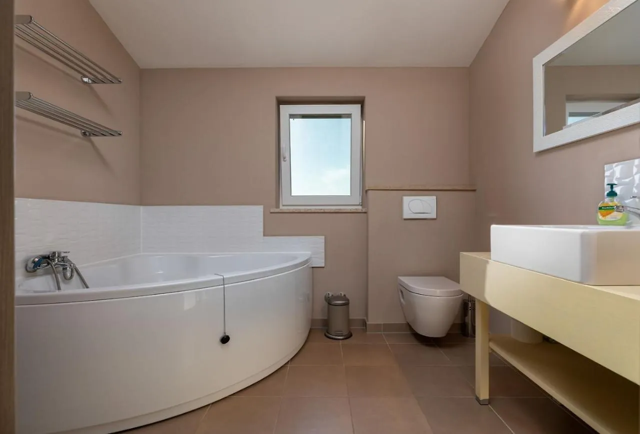 Villa Vor Ort Vizinada