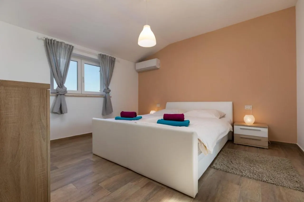 Villa Vor Ort Vizinada Croatia