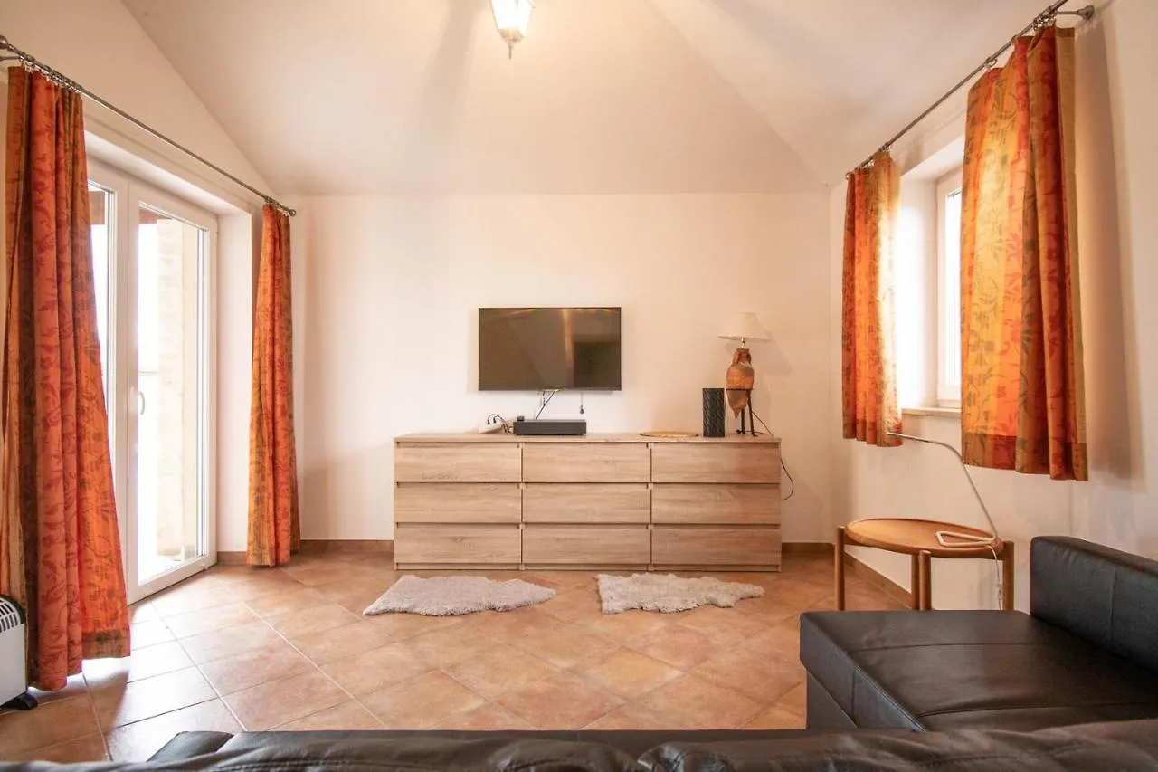 Villa Vor Ort Vizinada